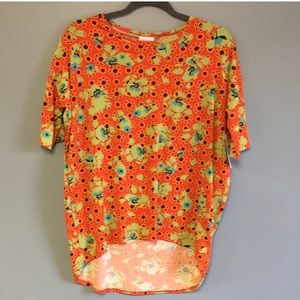 💥LuLaRoe IRMA top! NWT!